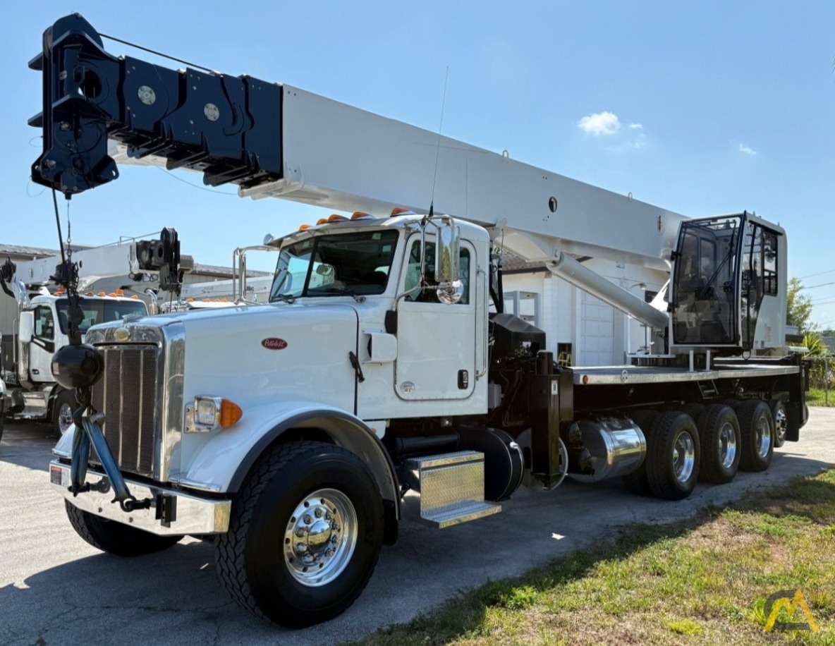 Altec AC40-152S Boom Truck Crane on Peterbilt 367 6