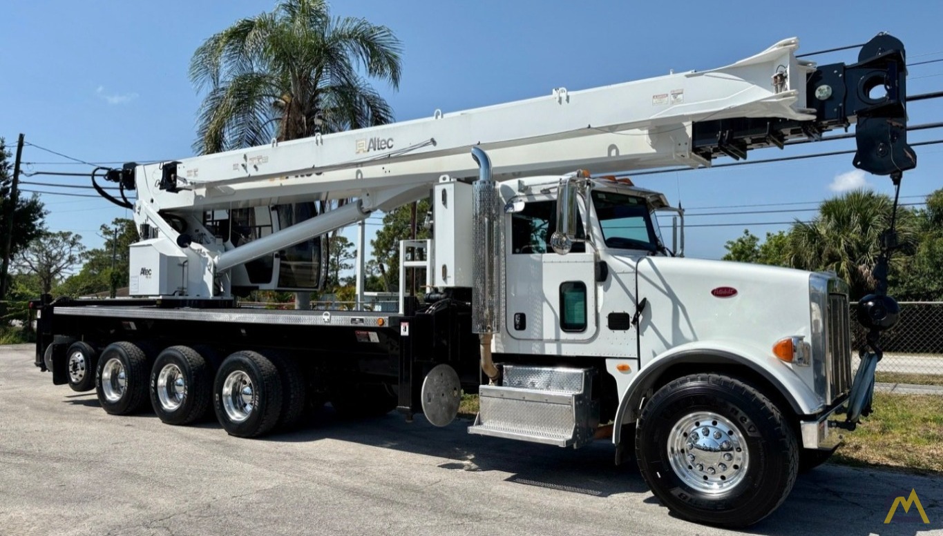 Altec AC40-152S Boom Truck Crane on Peterbilt 367 12