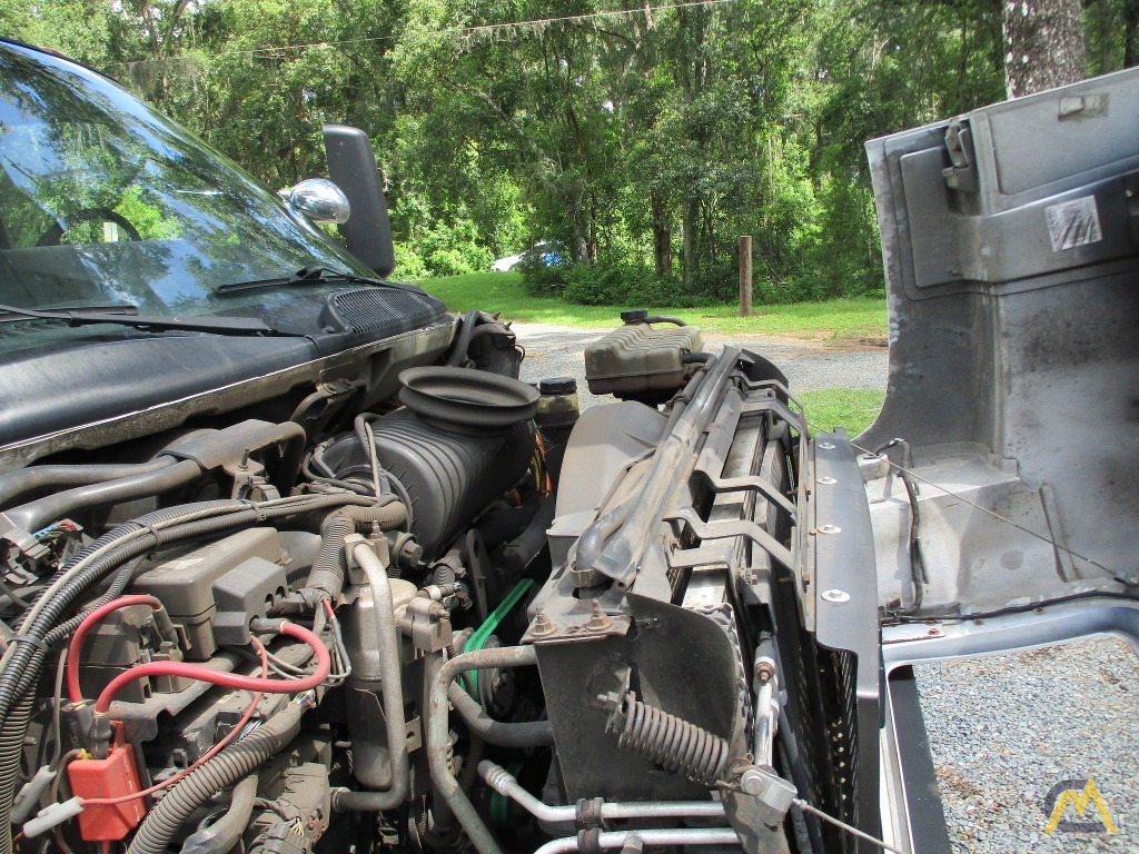 Altec AM55 Utility Bucket Boom on Chevrolet C7500 92