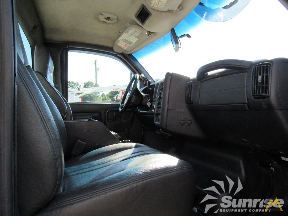 Altec AT37G 42' Articulating Aerial Work Platform on Chevy C5500 6