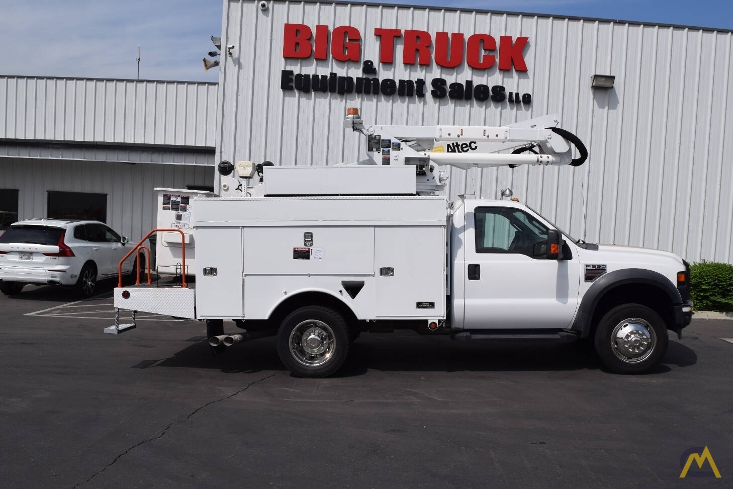Altec AT37G Articulating Boom Bucket Truck For Sale Aerial Platforms