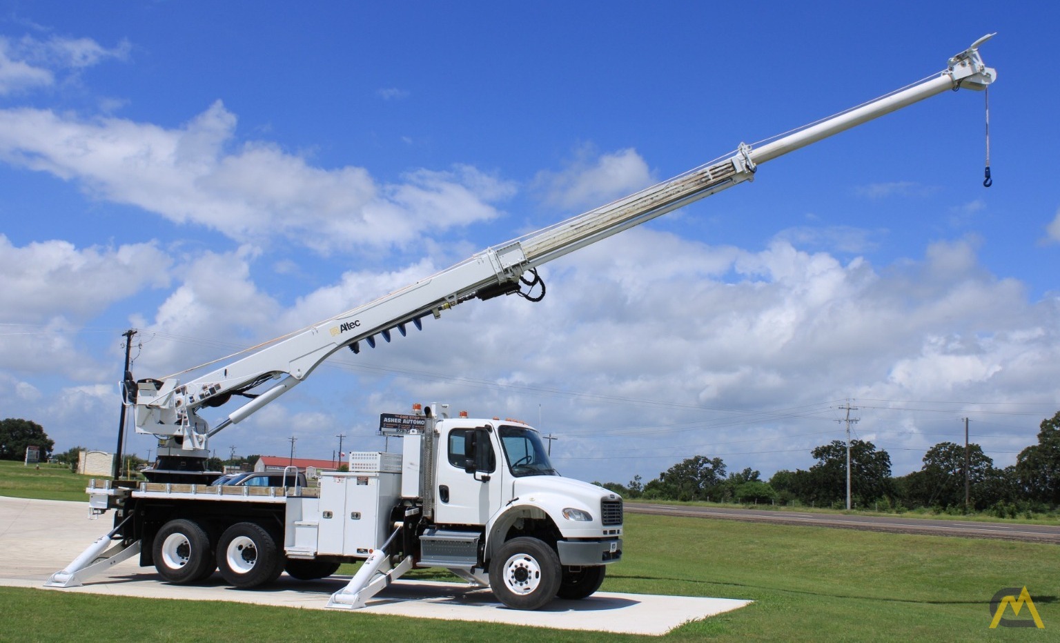 SOLD Altec DT65H Digger Derrick Crane on 2019 Freightliner M2 5