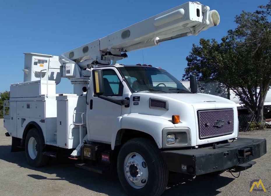 Altec L42M Articulating Boom Bucket Truck on GMC C7500 3