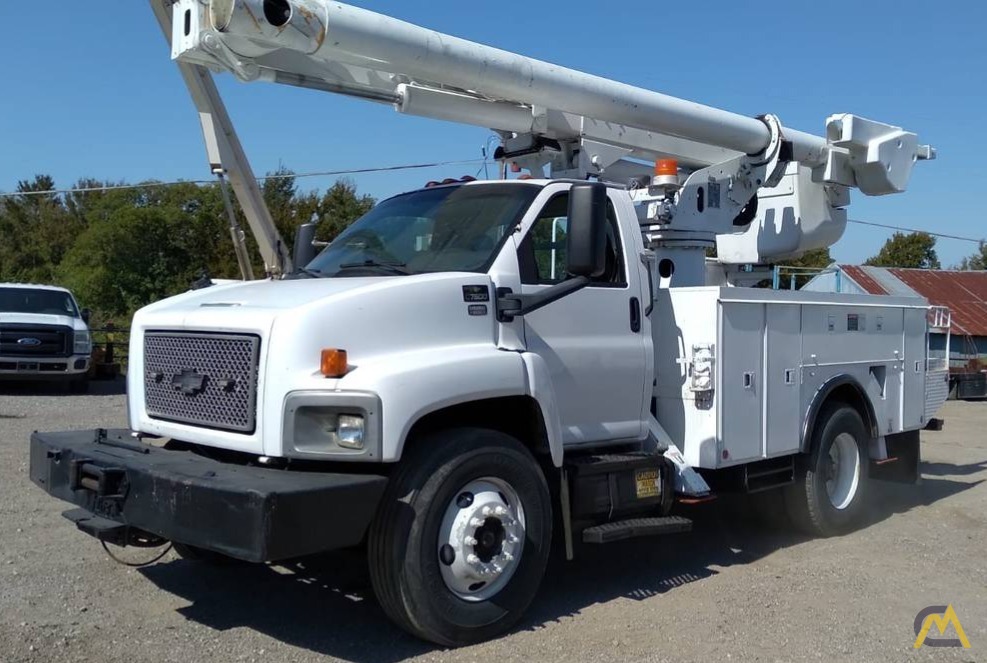 Altec L42M Articulating Boom Bucket Truck on GMC C7500 0