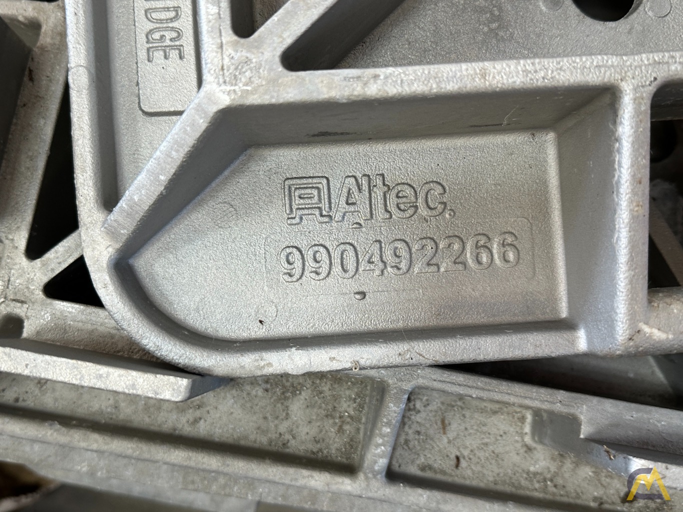 Altec Outrigger Shoes / Pads / Floats | NEW! 1