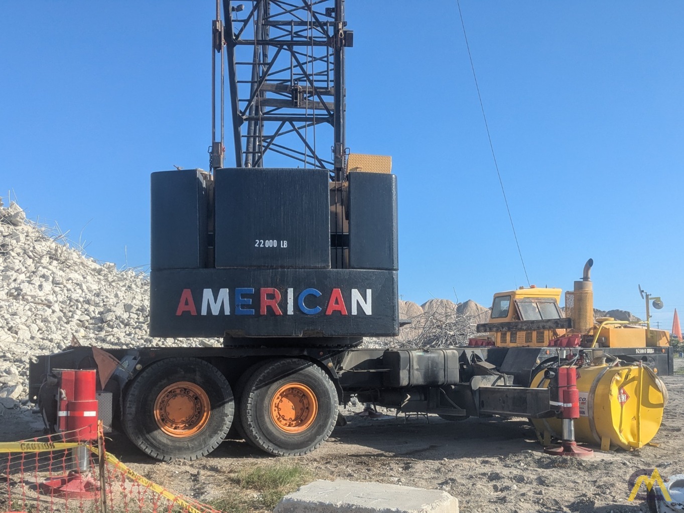 American 800 Series / 8470 Lattice Boom Conventional Truck Crane 3