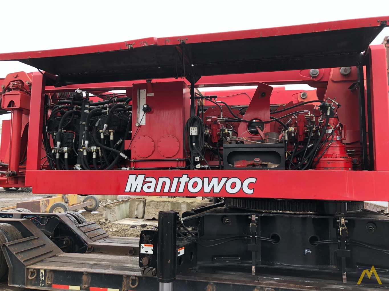 2002 Manitowoc 555 Series 2 150 Ton Crawler 3
