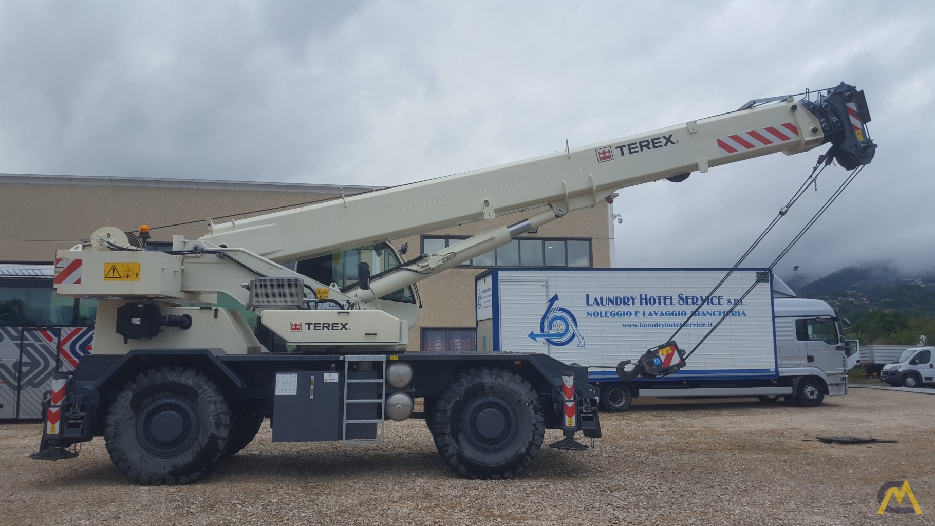 Bellissimo 2017 Terex RT 45 from Authorized Dealer 0