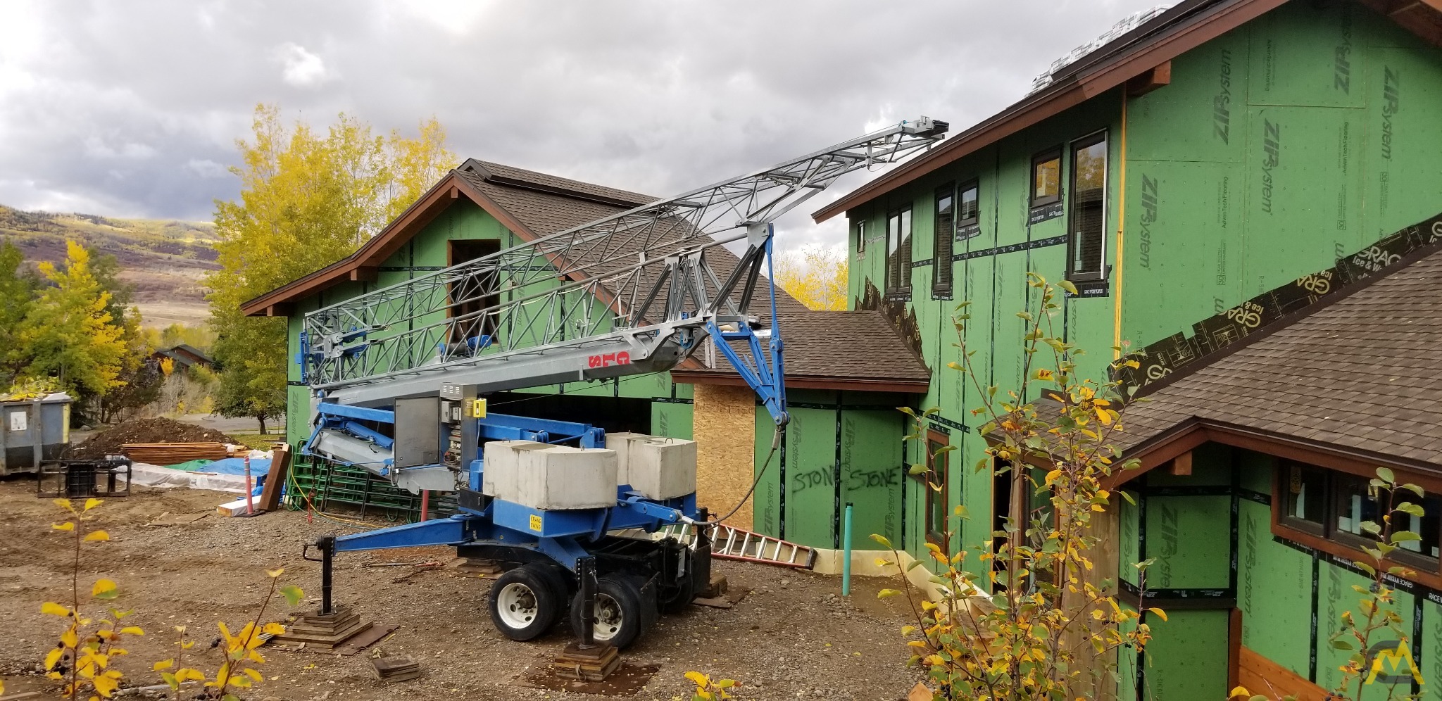 Benazzato 1891,  2.2-Ton Self-Erecting Tower Crane 3