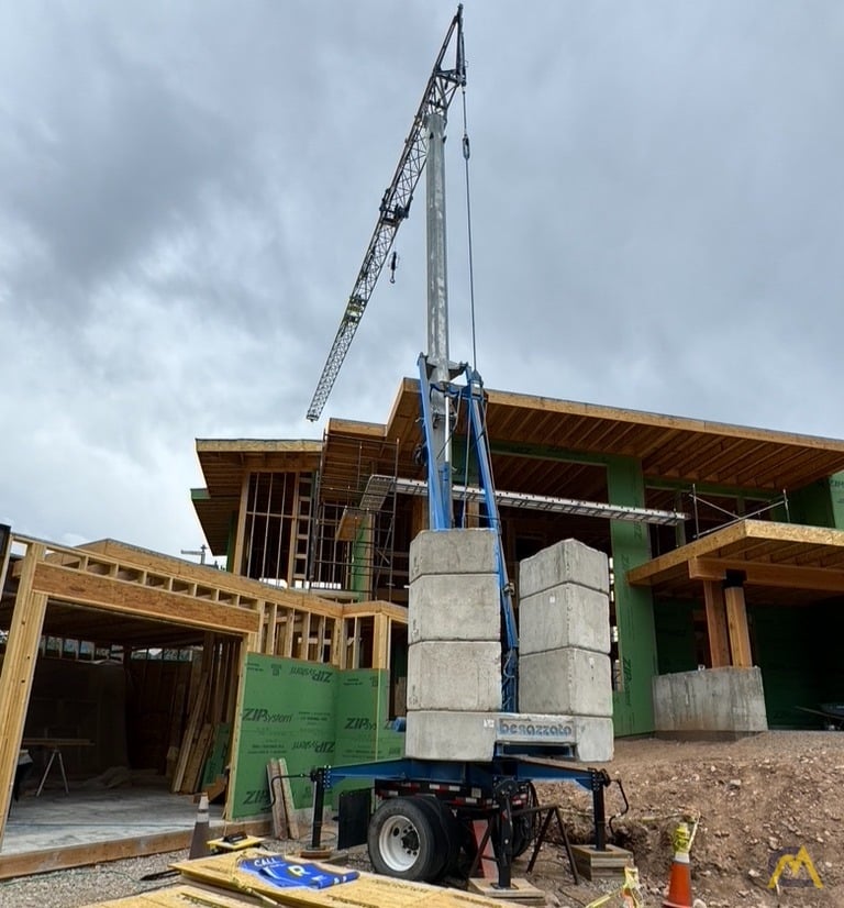 Benazzato B 193 S Self Erecting Tower Crane 2