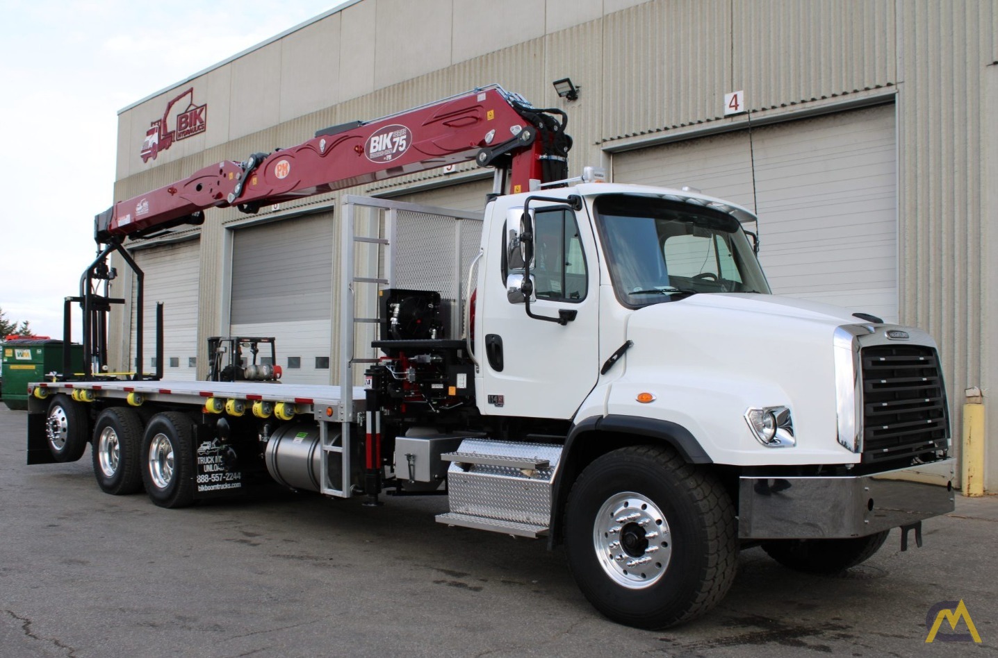 BIK SERIES WC-75 BY PM Wallboard Loader Crane on Freightliner 114SD 0