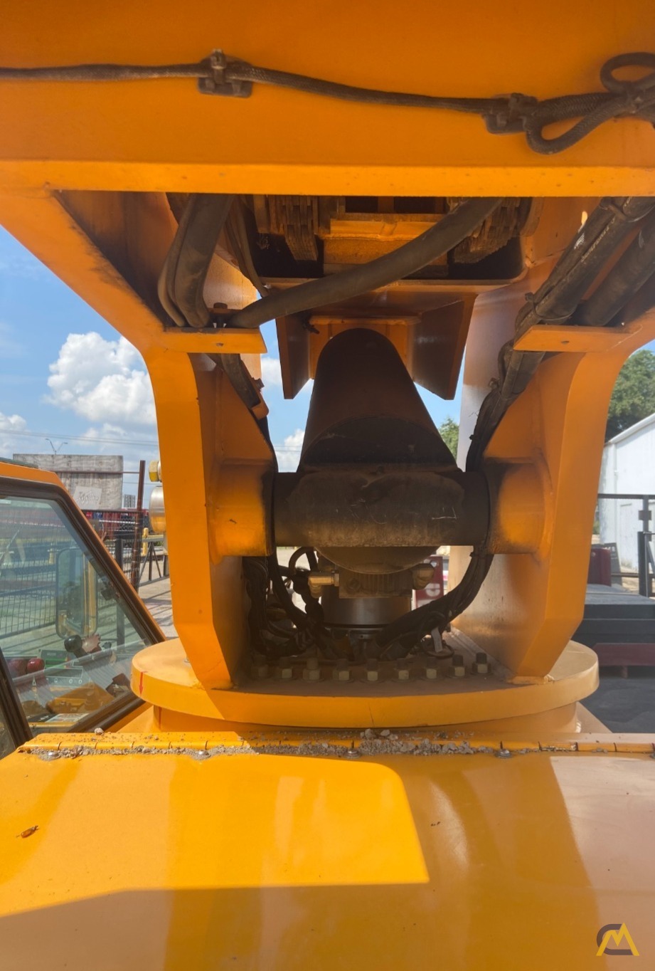 Broderson IC-200-3H 15-ton Carry Deck Industrial Crane Low Hours 23