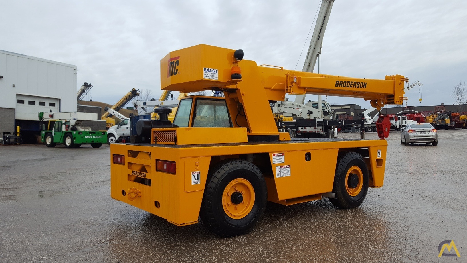 Broderson IC-80-3H 9-Ton Carry Deck Crane 3