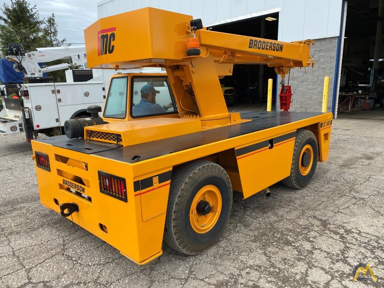 Broderson IC-80-1G 9-Ton Carry Deck Crane 5