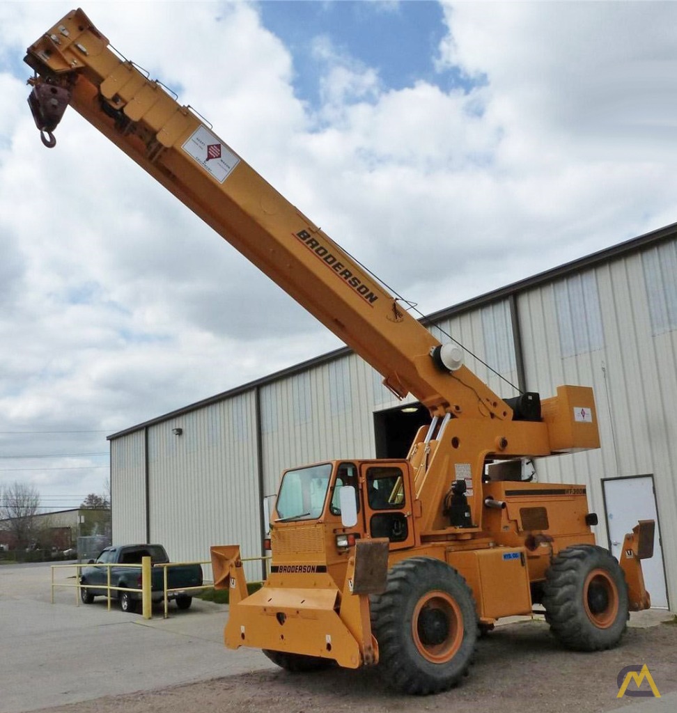Broderson RT-300 15-Ton Down Cab Rough Terrain Crane 0