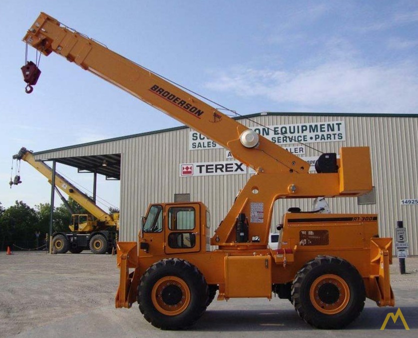 Broderson RT-300-2F 15-Ton Down Cab Rough Terrain Crane 0