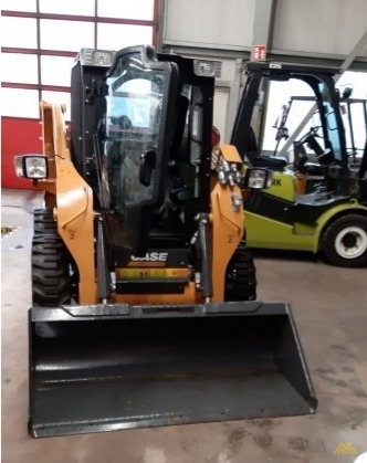 Case SR175 Compact Skid Steer Loader 0
