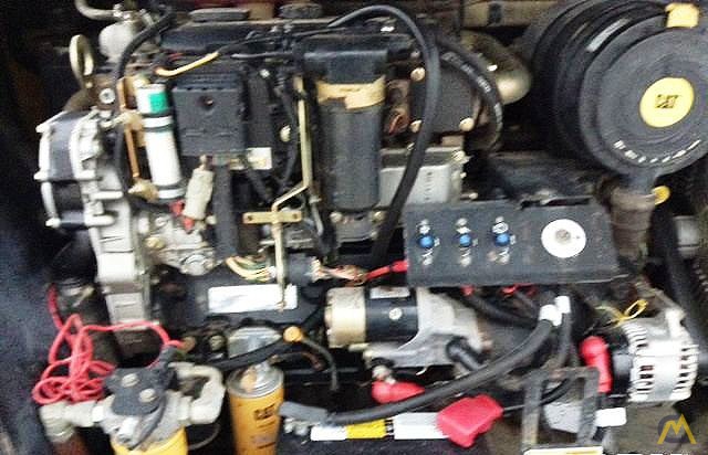 CAT TH460B 9,000 lb. Telehander 9