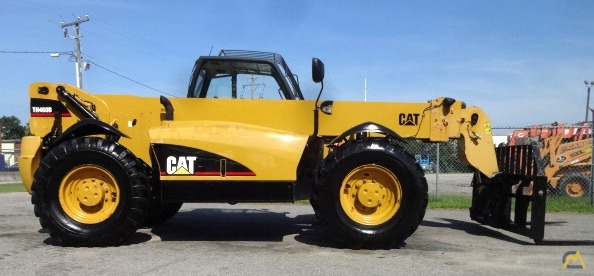 CAT TH460B 9,000 lb. Telehander 4