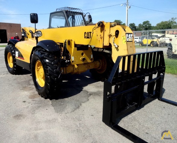 CAT TH460B 9,000 lb. Telehander 5