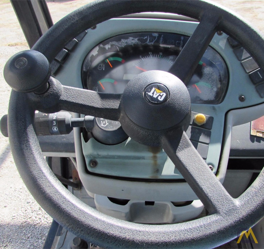 CAT TH460B Telescopic Forklift 10