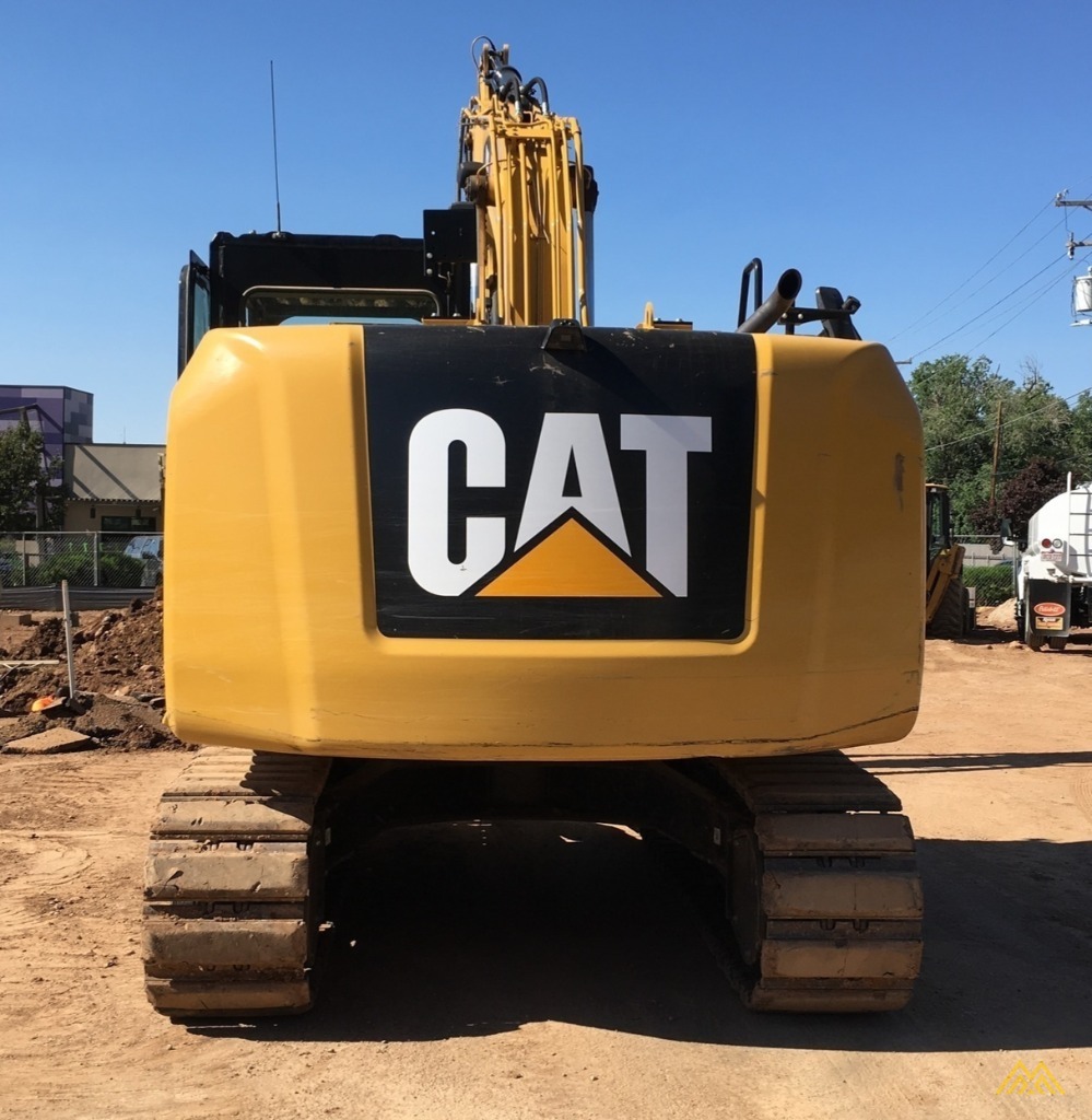 Caterpillar 313FL Excavator 1