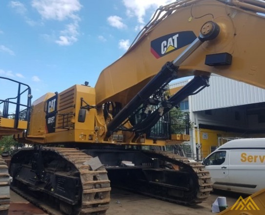 Caterpillar 6015B Crawler Excavator 0