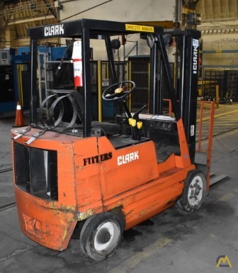 Clark GCS20S 2-Ton Forklift 3