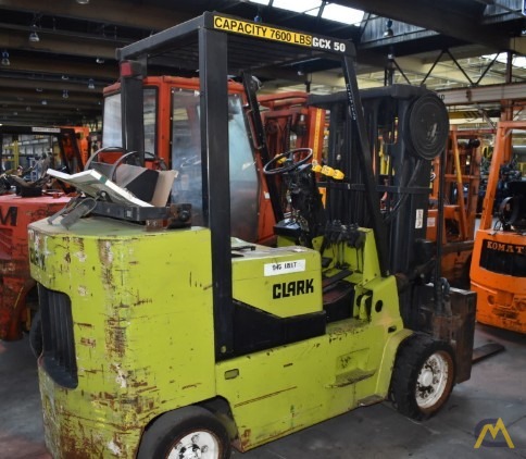 Clark GCX-50 3.8-Ton Forklift 2