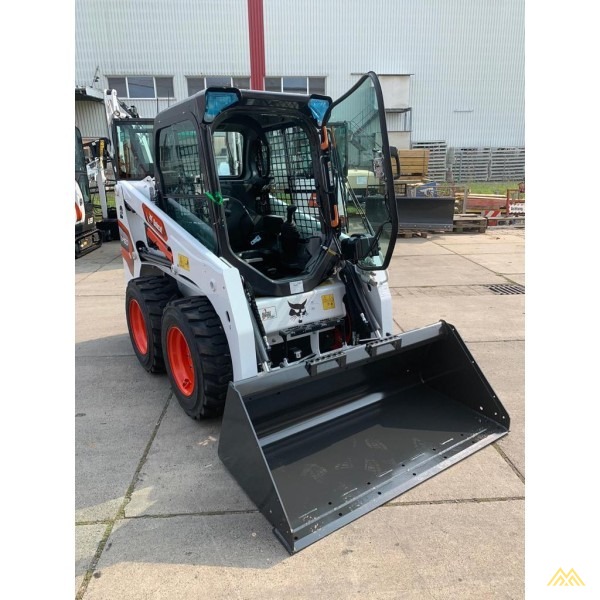 Bobcat S450 Compact Skid Steer Loader 2