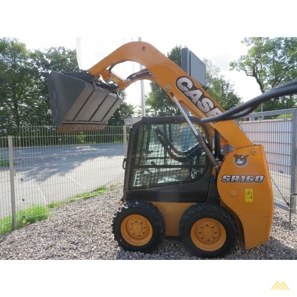 Case SR160 Compact Skid Steer Loader 1
