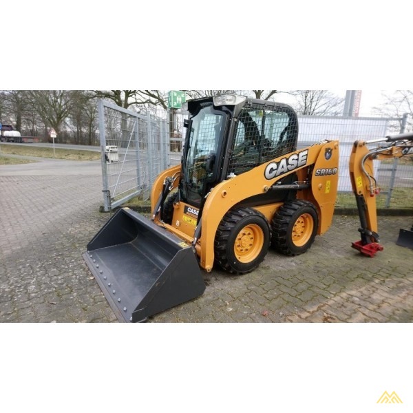 Case SR160 Compact Skid Steer Loader 3