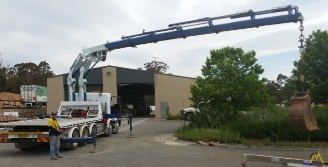 Cormach 34000 E6 F64 ASC 3.30-Ton Knuckle Boom Articulating Crane 1