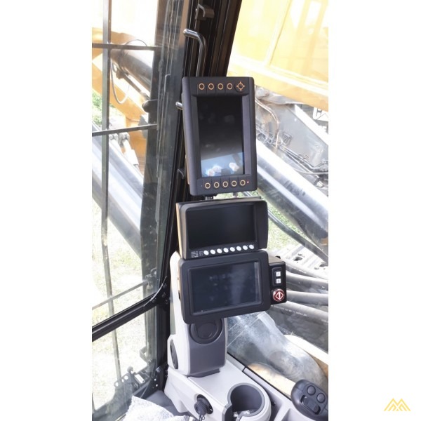 Caterpillar 6015B Crawler Excavator 5