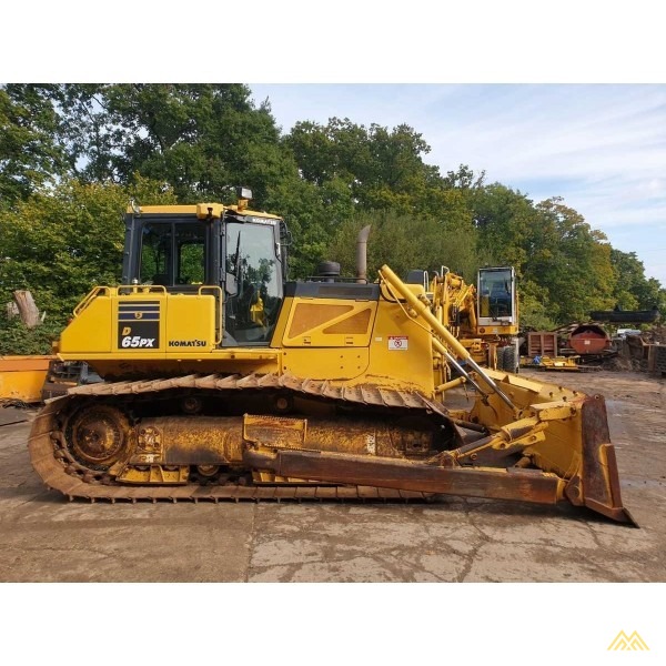Komatsu D65PX-17 Crawler Dozer 1