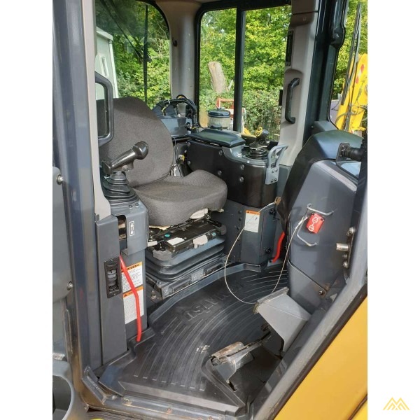 Komatsu D65PX-17 Crawler Dozer 4