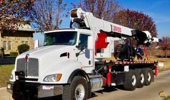 Elliot 30105 F-D 30-Ton Boom Truck Crane 0