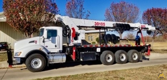 Elliot 30105 F-D 30-Ton Boom Truck Crane 2