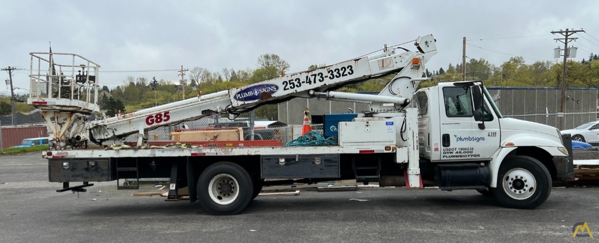 Elliot G85F 90' Telescopic Boom Aerial Platform on International 1
