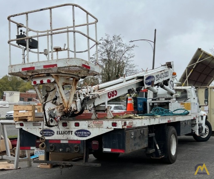 Elliot G85F 90' Telescopic Boom Aerial Platform on International 3