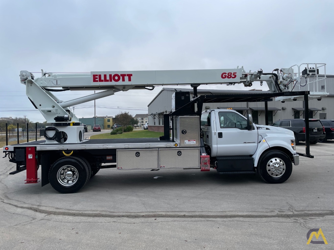 Elliott G85R 85' Telescopic Boom Bucket Truck on Ford F750 4