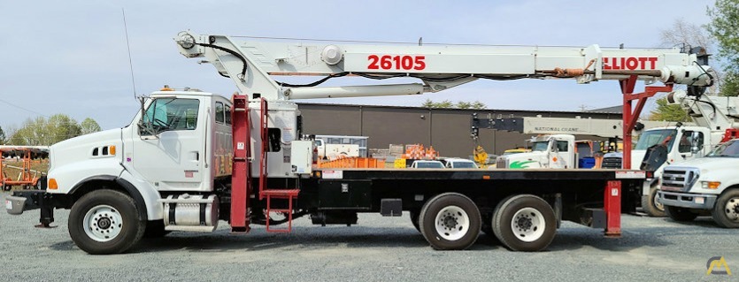 Elliott 26015F 26-ton Boom Truck Crane on Sterling LT9513 1