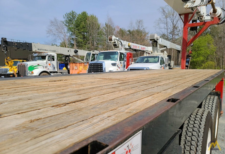 Elliott 26015F 26-ton Boom Truck Crane on Sterling LT9513 7