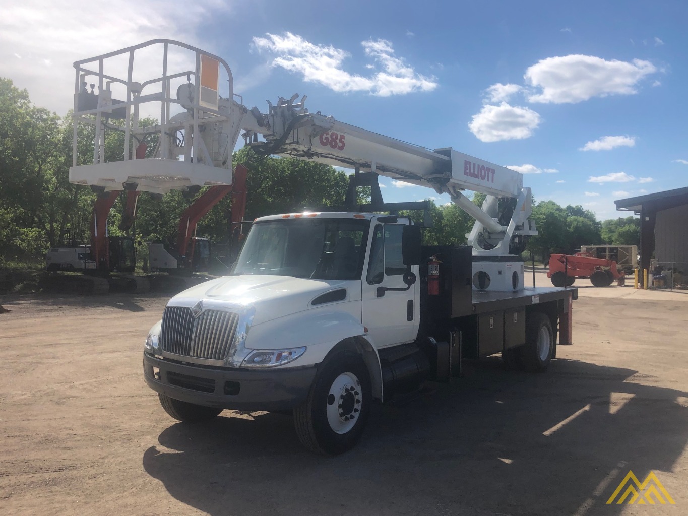 Elliott G85R 3Ton Aerial Bucket Truck For Sale Platforms Platform Lift