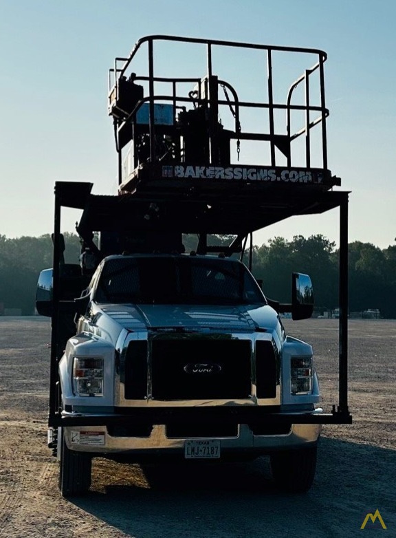 Elliott G85R Telescopic Boom Bucket Truck on Ford F750XL 5