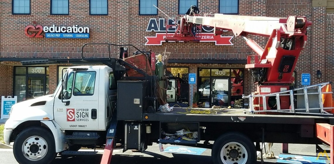 Elliott L60R 2.95 Bucket Truck Aerial Platform 0