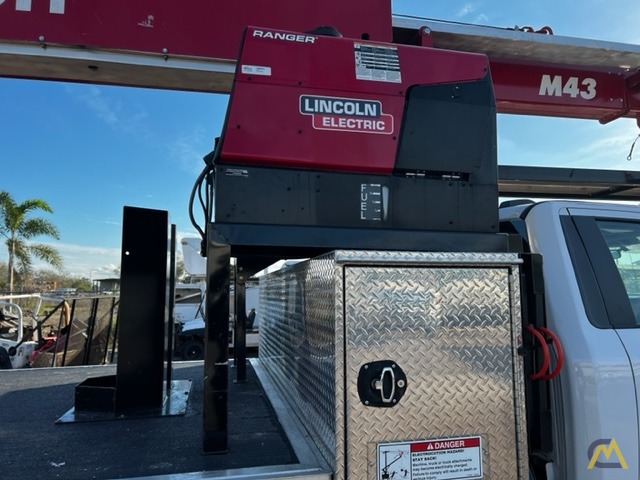 Elliott M43R Sign Crane on 2021 Ford F550 4x2 Reg Cab Flatbed Truck 9