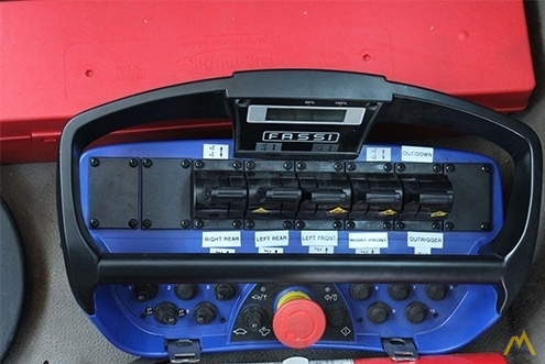 Fassi F1100AXP.28 24-Ton Knuckle Boom Crane 20