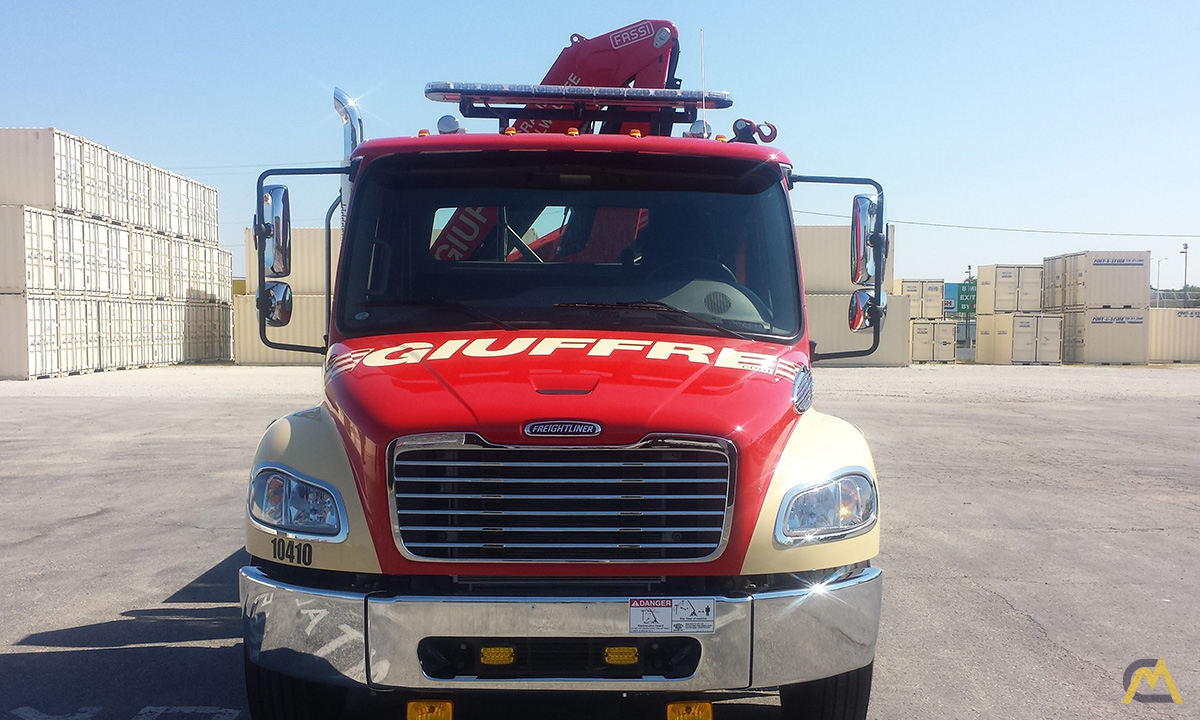 Fassi F110A.0.23 11.20-ton Articulating Knuckleboom Crane on FREIGHTLINER M2 106 6