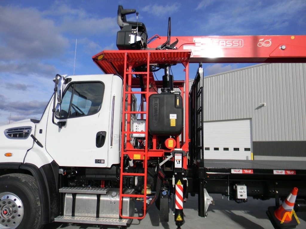 Fassi F330SE.24 2.98-Ton Knuckle Boom Crane 7